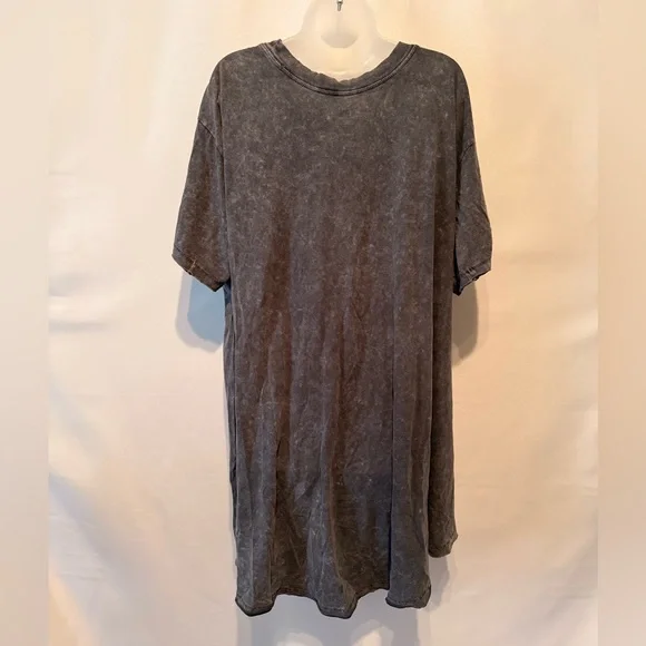 Free People Washed Charcoal Oversized Short Sleeve Tunic Tee - Picture 2 of 3